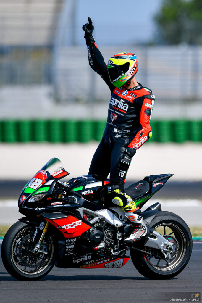 Sarà Lorenzo Savadori il secondo pilota ufficiale Aprilia per la MotoGp 2021?