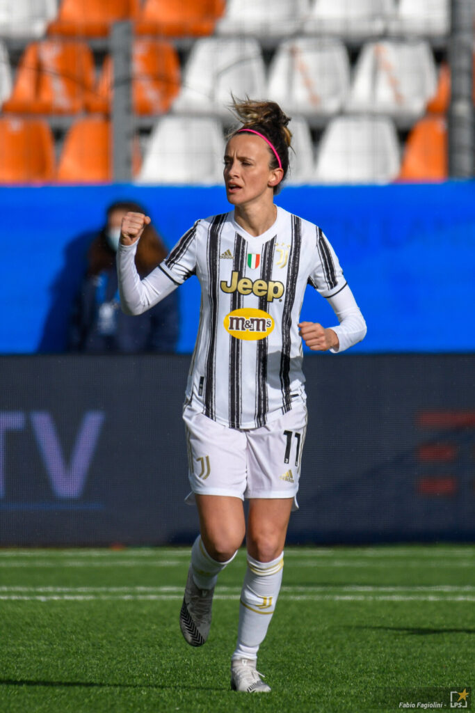 Calcio Femminile: la Supercoppa è ancora della Juventus!