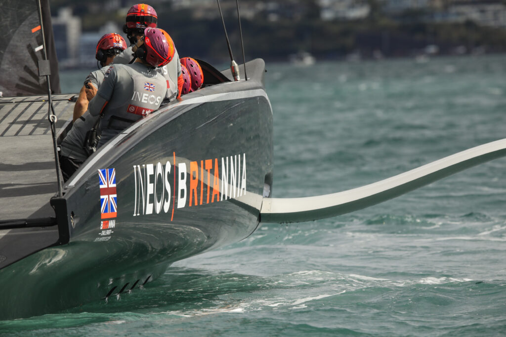 INEOS Team UK finalista Prada Cup