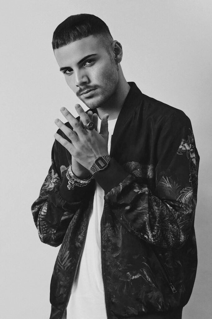 Il Sole alle finestre Raffaele