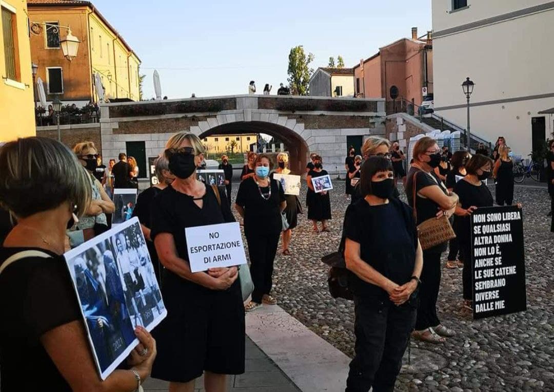 Versi in libertà: le donne di Kabul