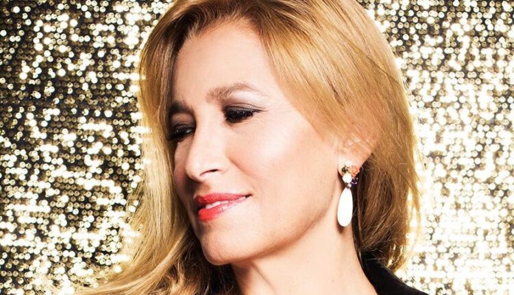 Grazia Di Michele Italian Performer Cup