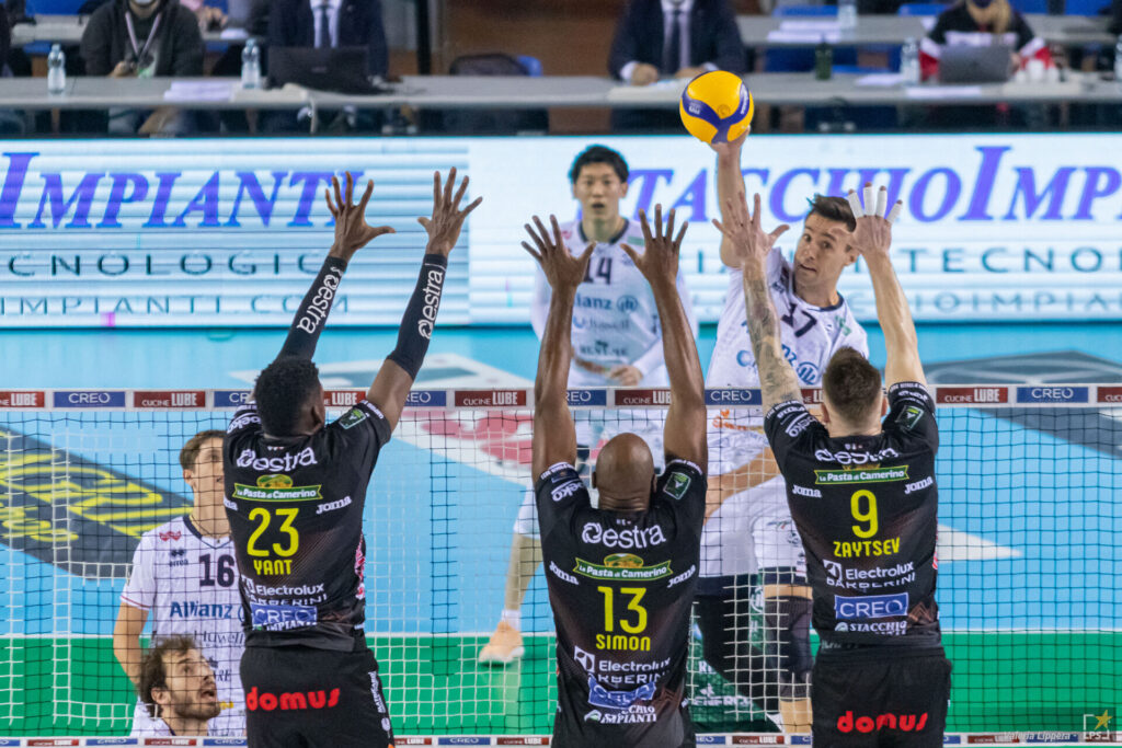 Volley Coppa Italia Trento Milano Piacenza Perugia