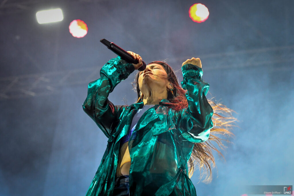 Elisa sul palco dell'Arena della Marca