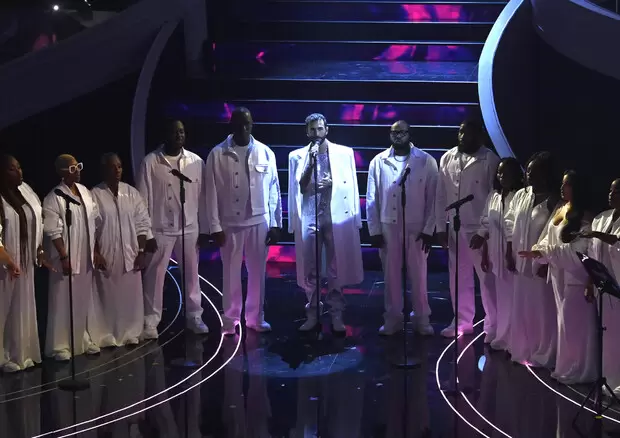 Marco Mengoni e il Kingdom Choir