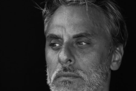 A teatro con Massimiliano Vado in “Guida pratica per coppie alla deriva”