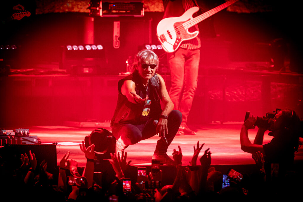 Luciano Ligabue sul palco di Padova