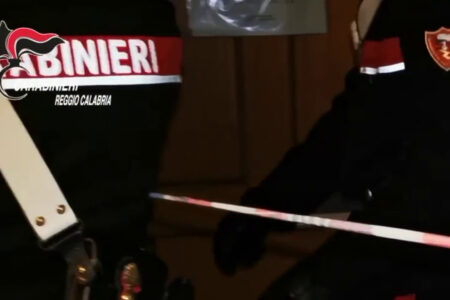 Operazione anti ‘ndrangheta nel reggino contro estorsioni e armi